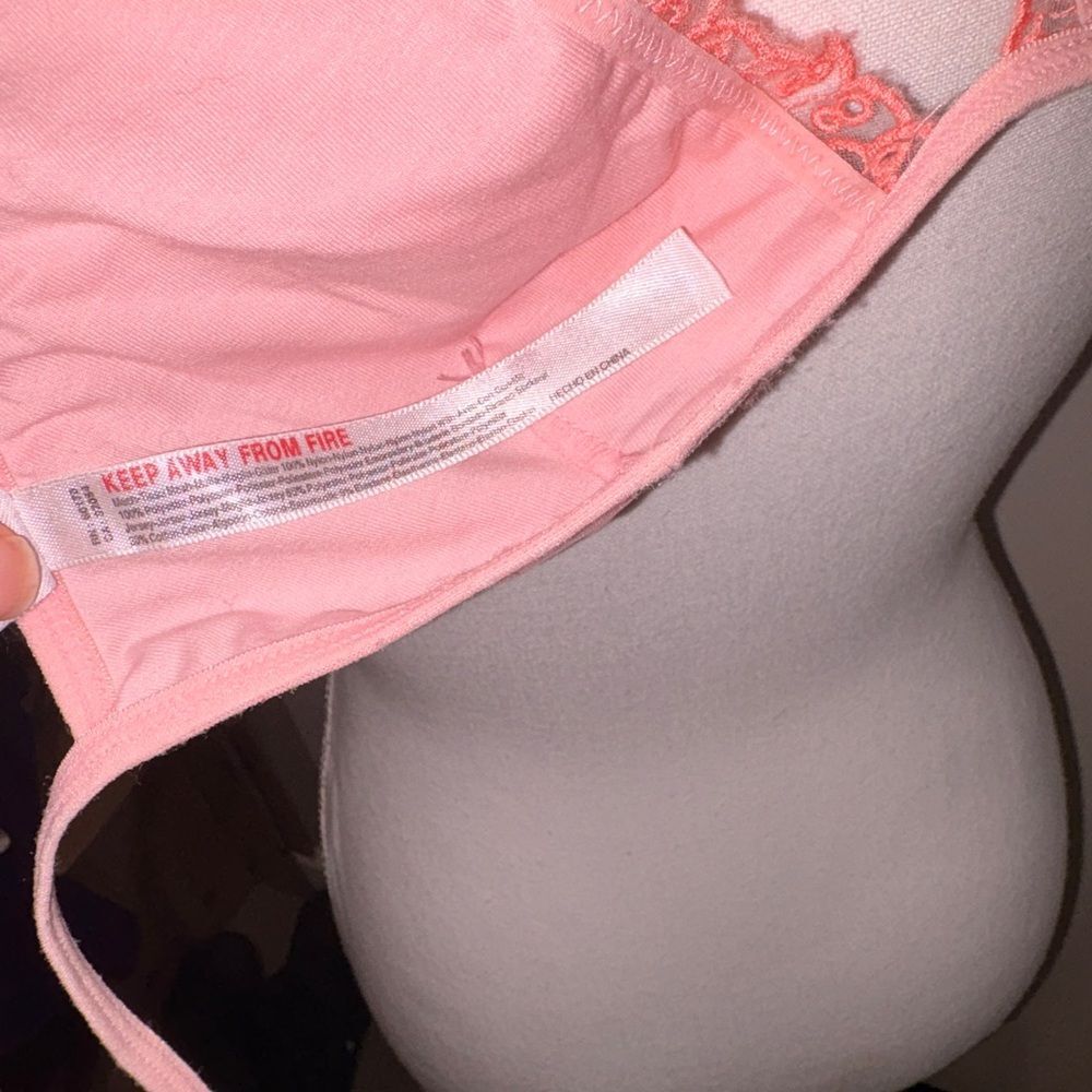 Urban Outfitters‎ Lace Bralette in Pink - Picture 6 of 6